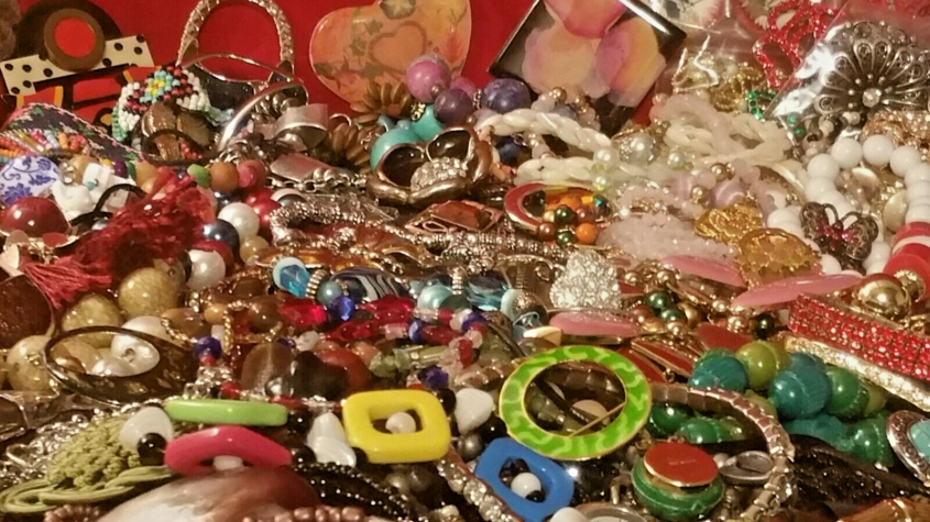 Vintage-Estate-Costume-Jewelry-Lots-All-Wear-FREE-SHIPPING-204162560392-13