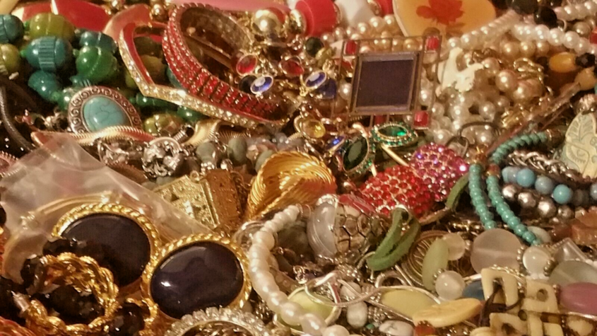 Vintage-Estate-Costume-Jewelry-Lots-All-Wear-FREE-SHIPPING-204162560392-4