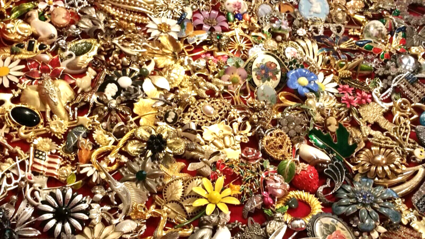 Vintage-Costume-Jewelry-Lots-Brooches-Signed-Unsigned-All-Wear-204227037846-3