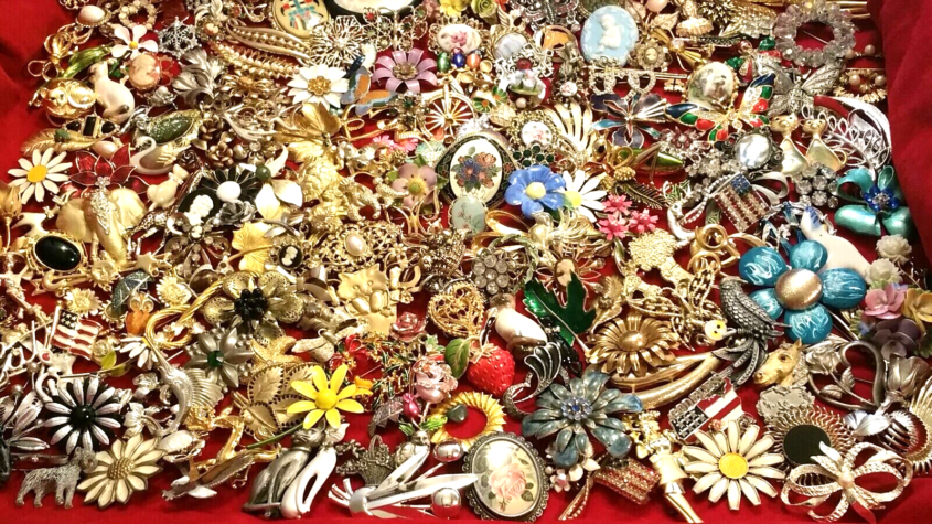 Vintage-Costume-Jewelry-Lots-Brooches-Signed-Unsigned-All-Wear-204227037846-9